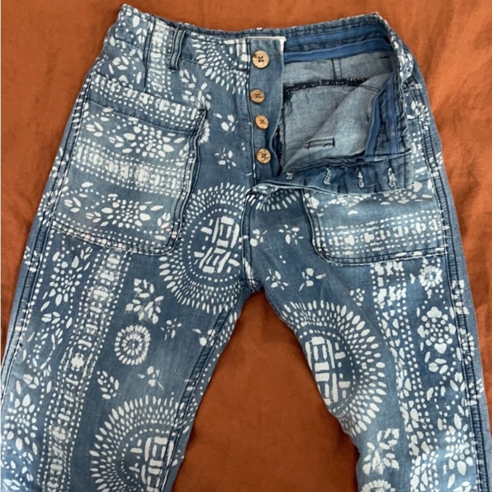 Free People Patterned Blue Jeans | size 27 | EUC - Picture 5 of 7